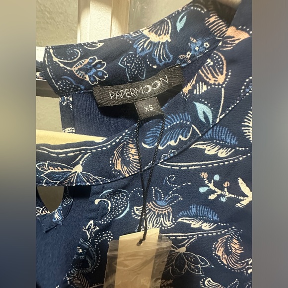 NWT Papermoon Floral Paisley Design Top - Picture 5 of 9